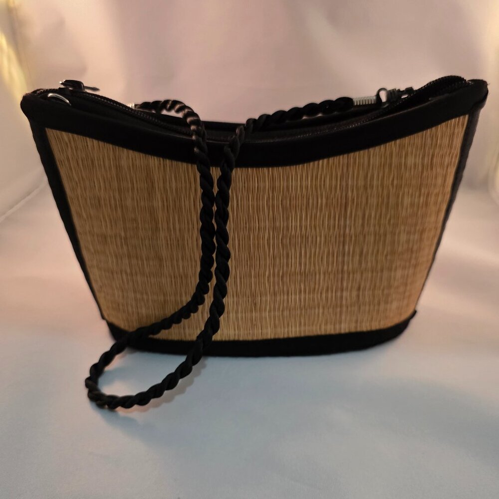 Baskets of Cambodia sea grass purse